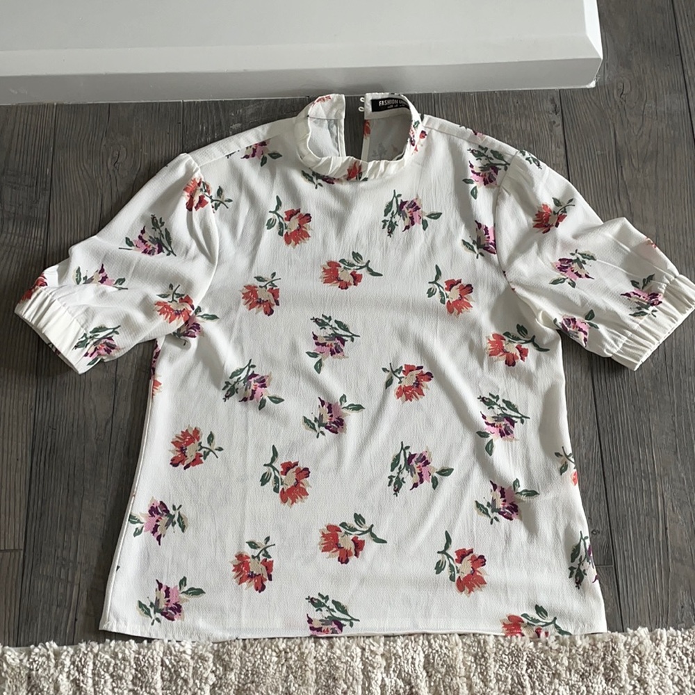 Woman’s blouse